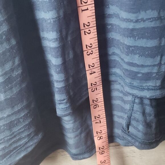 Rock and Republic Top - Picture 8 of 8